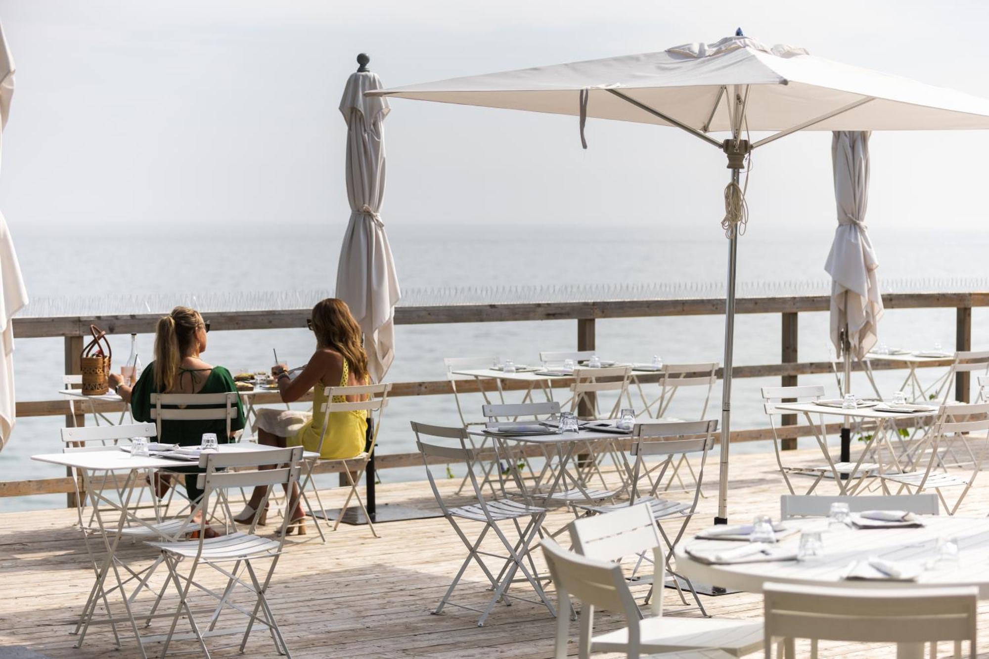 The Lakeside Prince Edward County Wellington Exterior foto